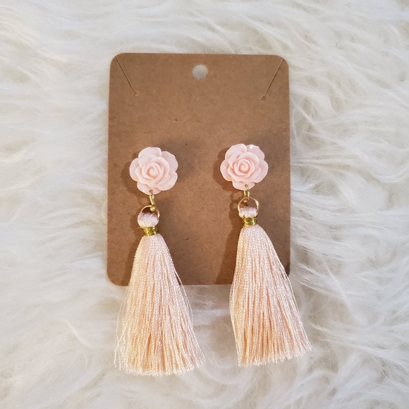 handmade Jewelry - Tassle Earrings handmade Jewelry - Tassle Earrings